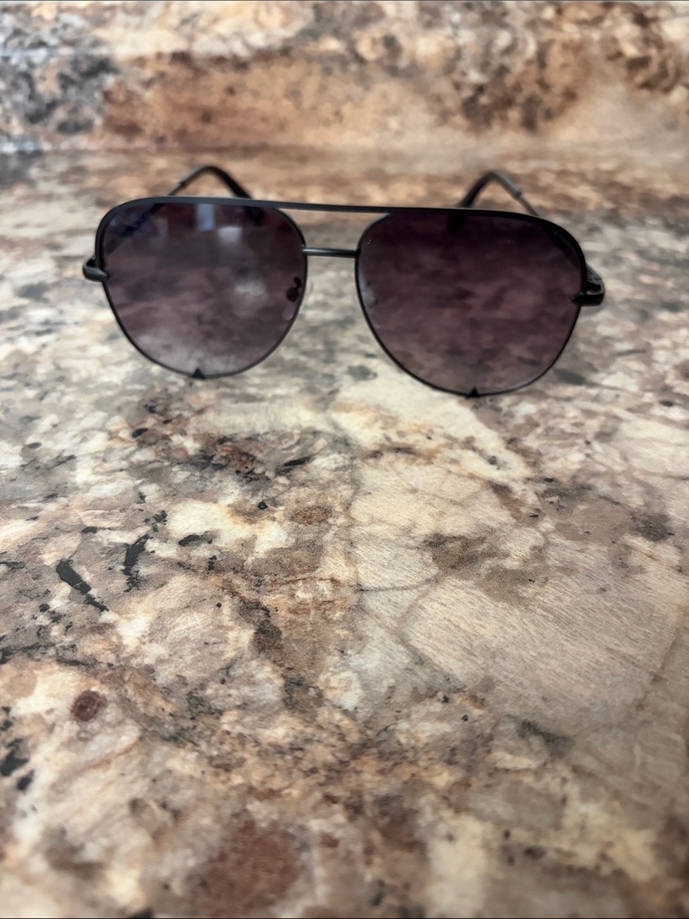 BKE Women's Aviator Sunglasses - Black Frame with Gradient Dark Lenses